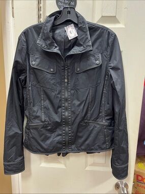 LULULEMON | Out And About Jacket/coat/windbreaker